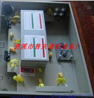 1分64光分路器箱 通信網(wǎng)絡(luò)高效分光的核心設(shè)備